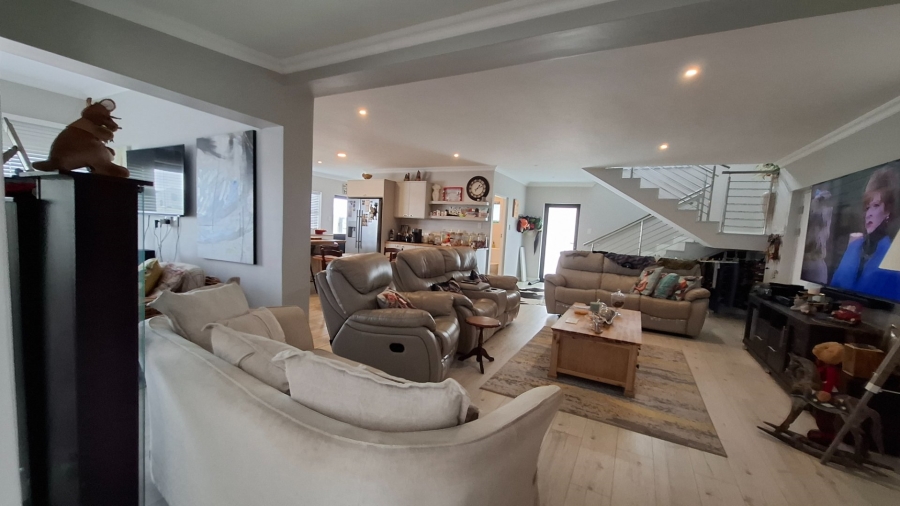 3 Bedroom Property for Sale in Witsand Western Cape